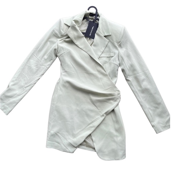 PrettyLittleThing Other - Blazer mini dress